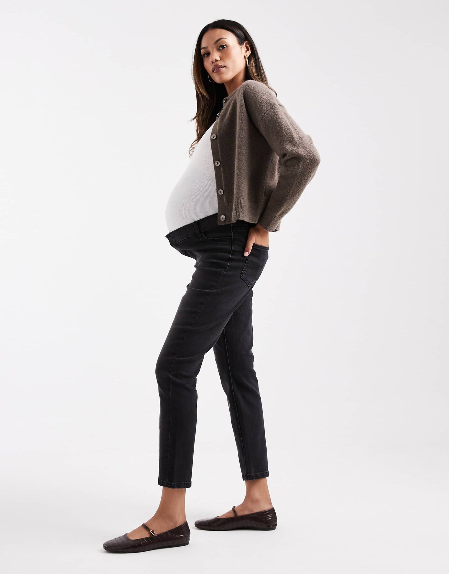 Mom Jeans in Washed Black – High-Waist Relaxed Fit Denim for Women in Pakistan | DENIMS