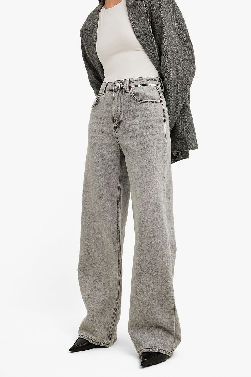 Women Wide High Waist Jeans – Flattering Wide-Leg High-Rise Denim for Pakistan | DENIMS (Copy)