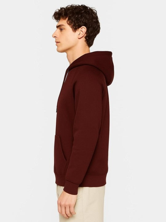 Men Maroon Printed Hooded Sweatshirt – Stylish Cotton Fleece Hoodie for Casual Wear in Pakistan