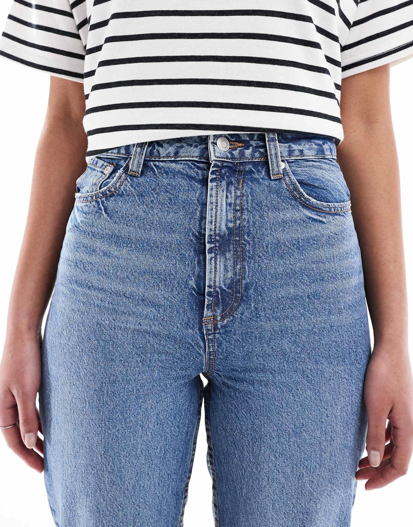 Women’s Mom Jeans in Mid Blue – High Waist Relaxed Fit Denim for Everyday Pakistani Style | DENIMS