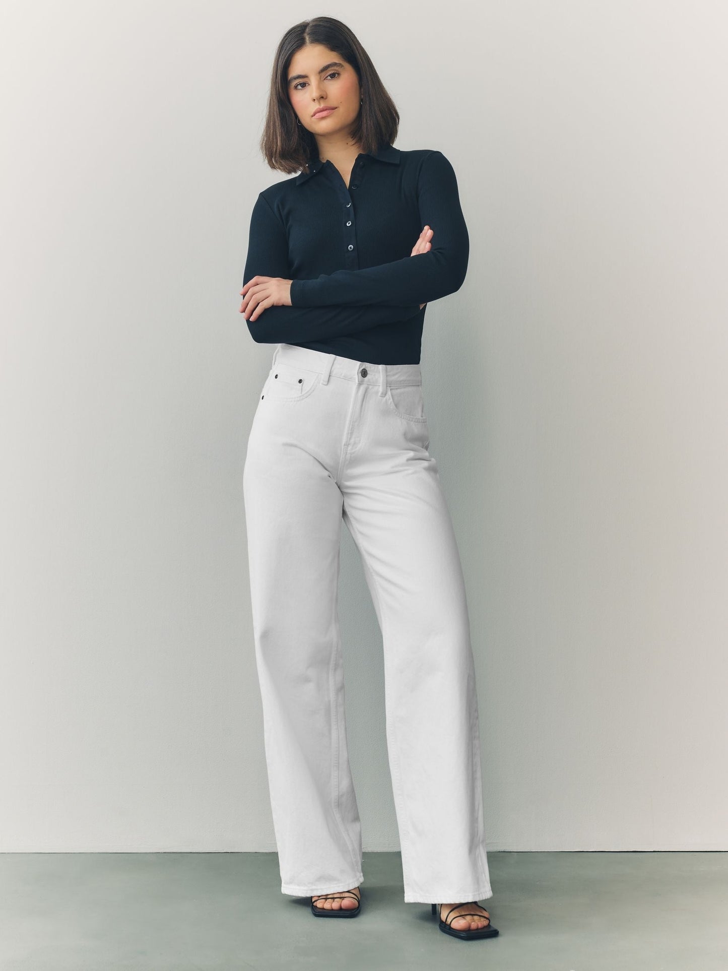 Women White Wide Leg Jeans – Elegant High Waisted Denim Pants for Stylish Outfits in Pakistan | DENIMS