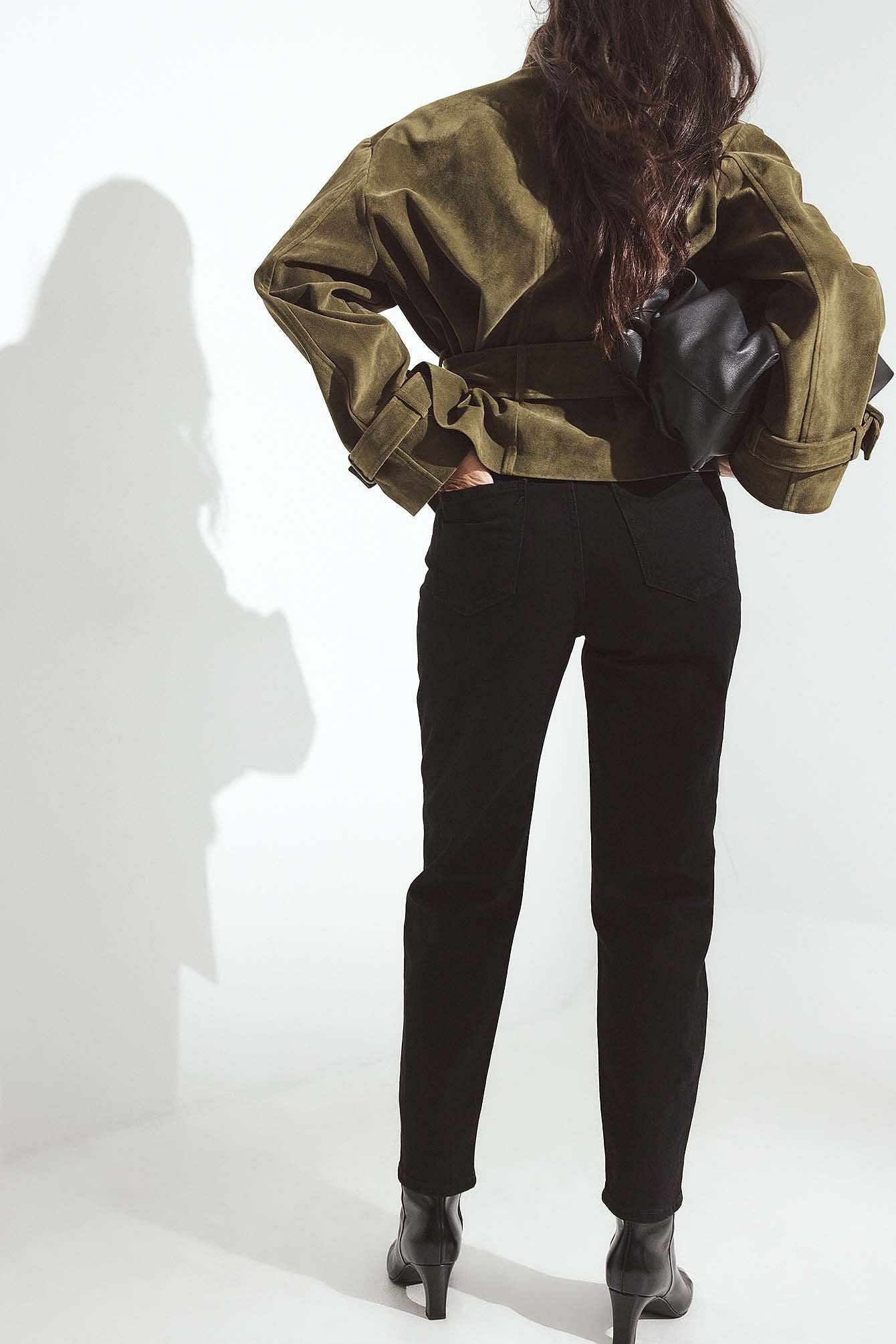 Mom High Waist Jeans for Women – Trendy Comfort Fit Denim for Everyday Pakistani Fashion | DENIMS