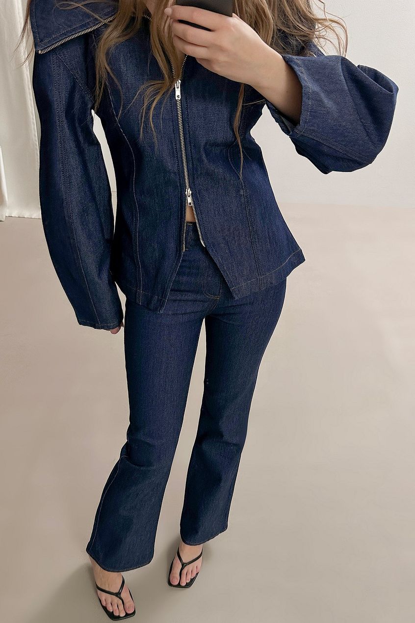 Women High Waist Flared Denim – Leg-Lengthening, Breathable Jeans for Pakistan | DENIMS