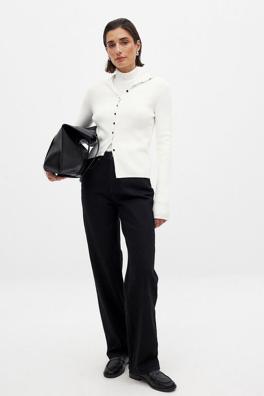 Women Straight High Waist Jeans – Classic High-Rise Straight Leg for Pakistani Women | DENIMS