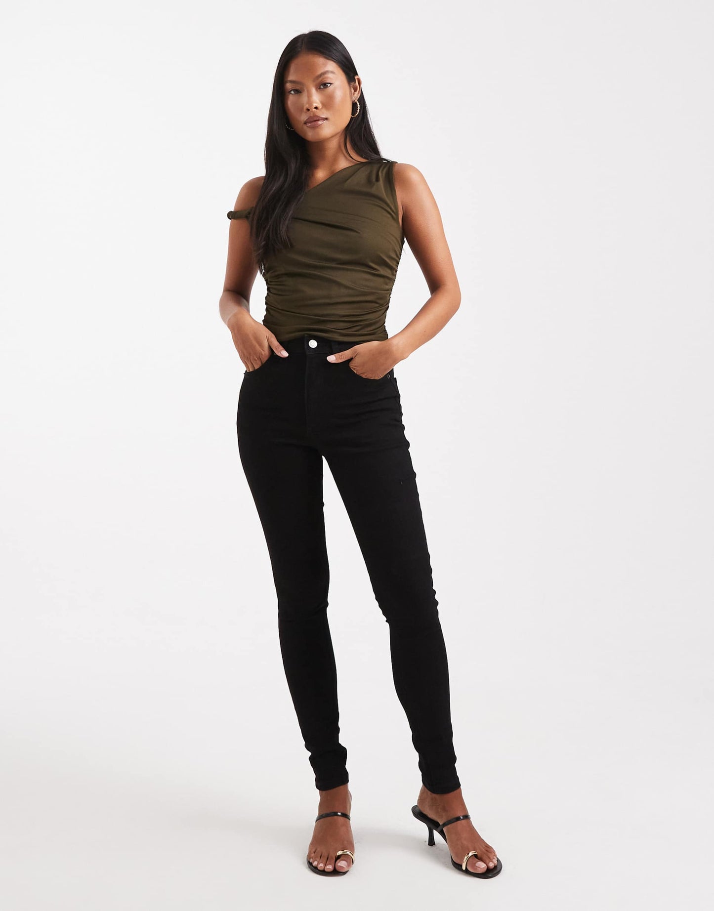 Women Skinny Jeans in Clean Black – Stretchable Slim Fit Denim | DENIMS