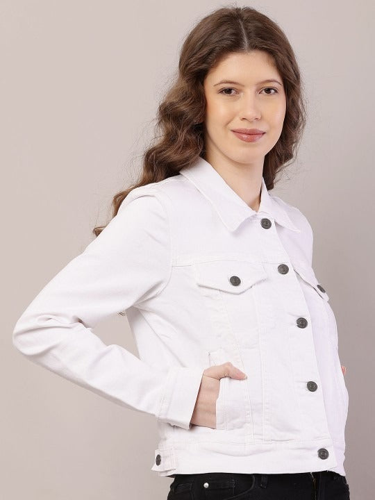 Spread Collar Cotton Crop Denim Jacket – Trendy Short-Length Outerwear for Women in Pakistan | DENIMS