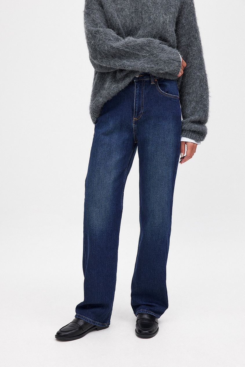 Women Straight High Waist Jeans – Timeless High-Rise Straight Leg Denim for Pakistani Women | DENIMS