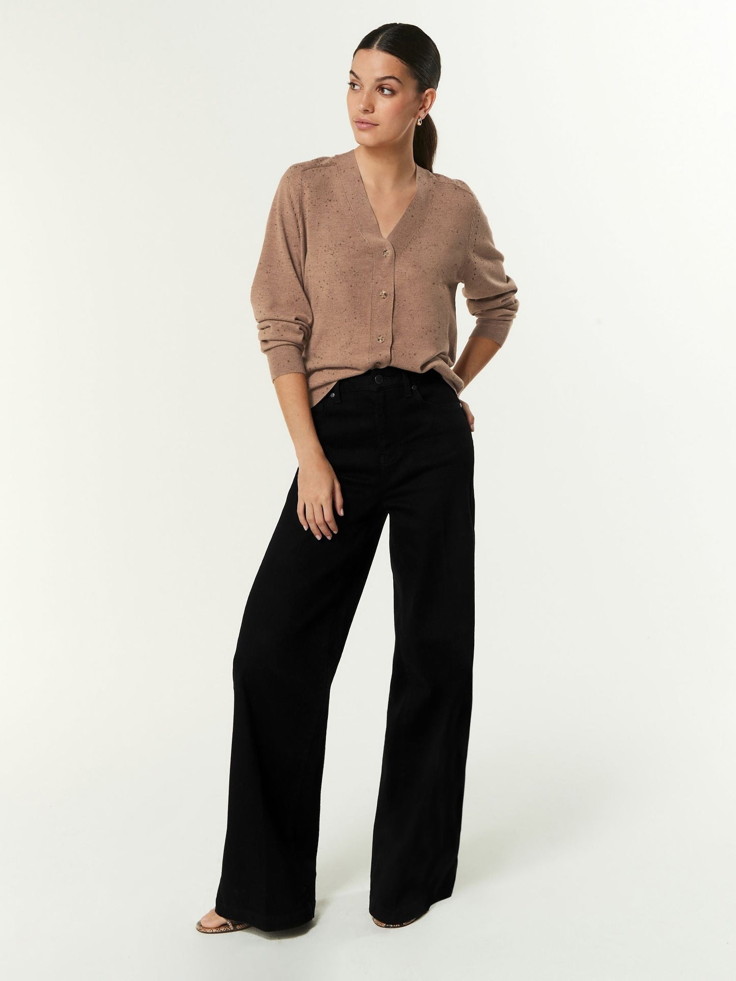 Women Black Wide Leg Jeans – High Waist Loose Fit Denim Pants for Women in Pakistan | DENIMS