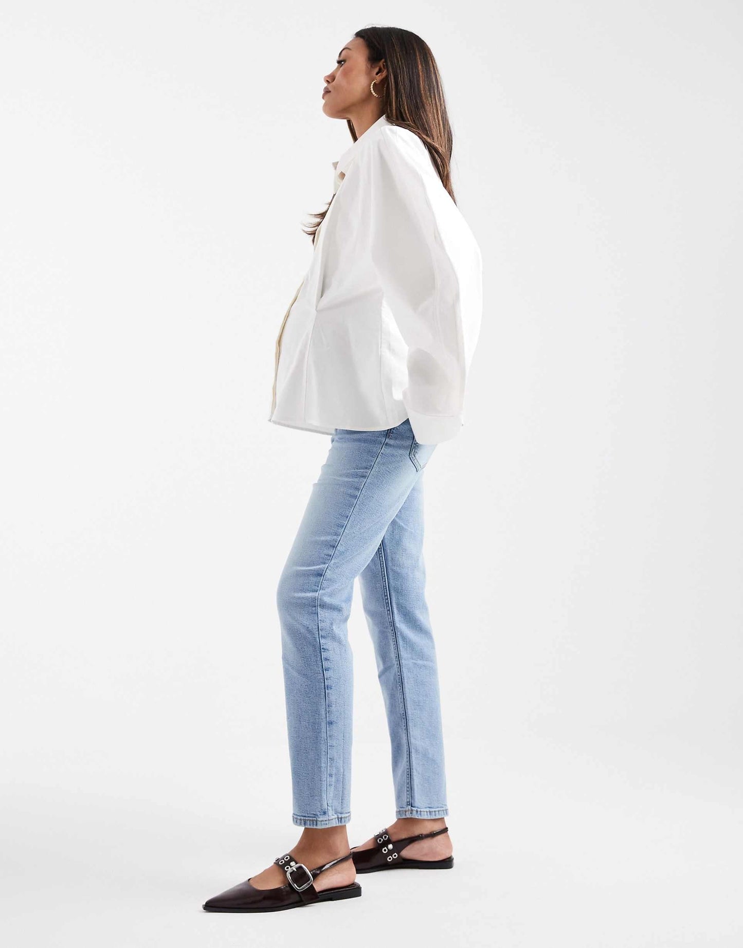 Mom Jeans in Mid Blue – High Waist Vintage Fit Denim for Women in Pakistan | DENIMS