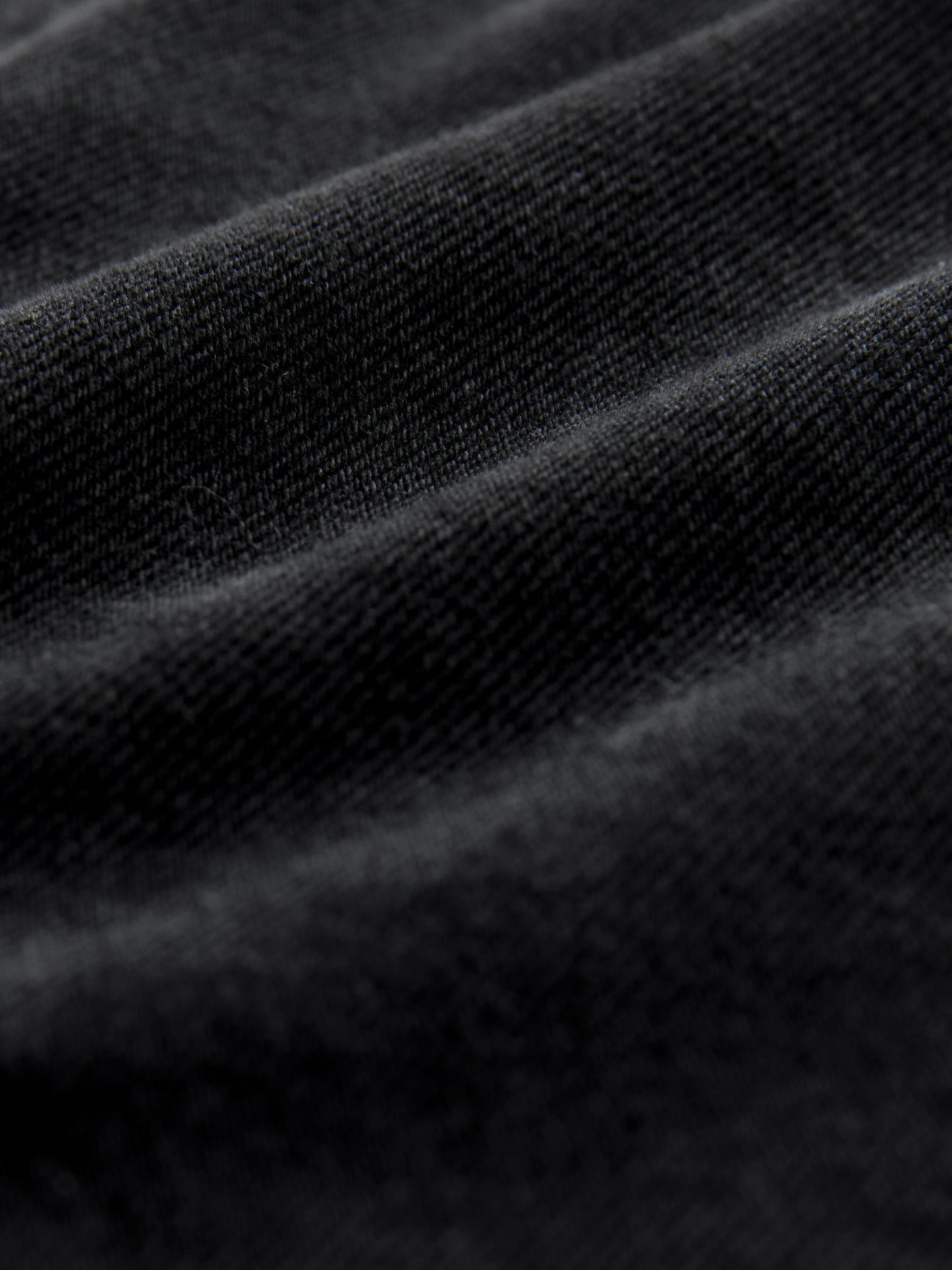 Women Black Wide Leg Jeans – Trendy High Waist Denim Pants for Pakistan | DENIMS