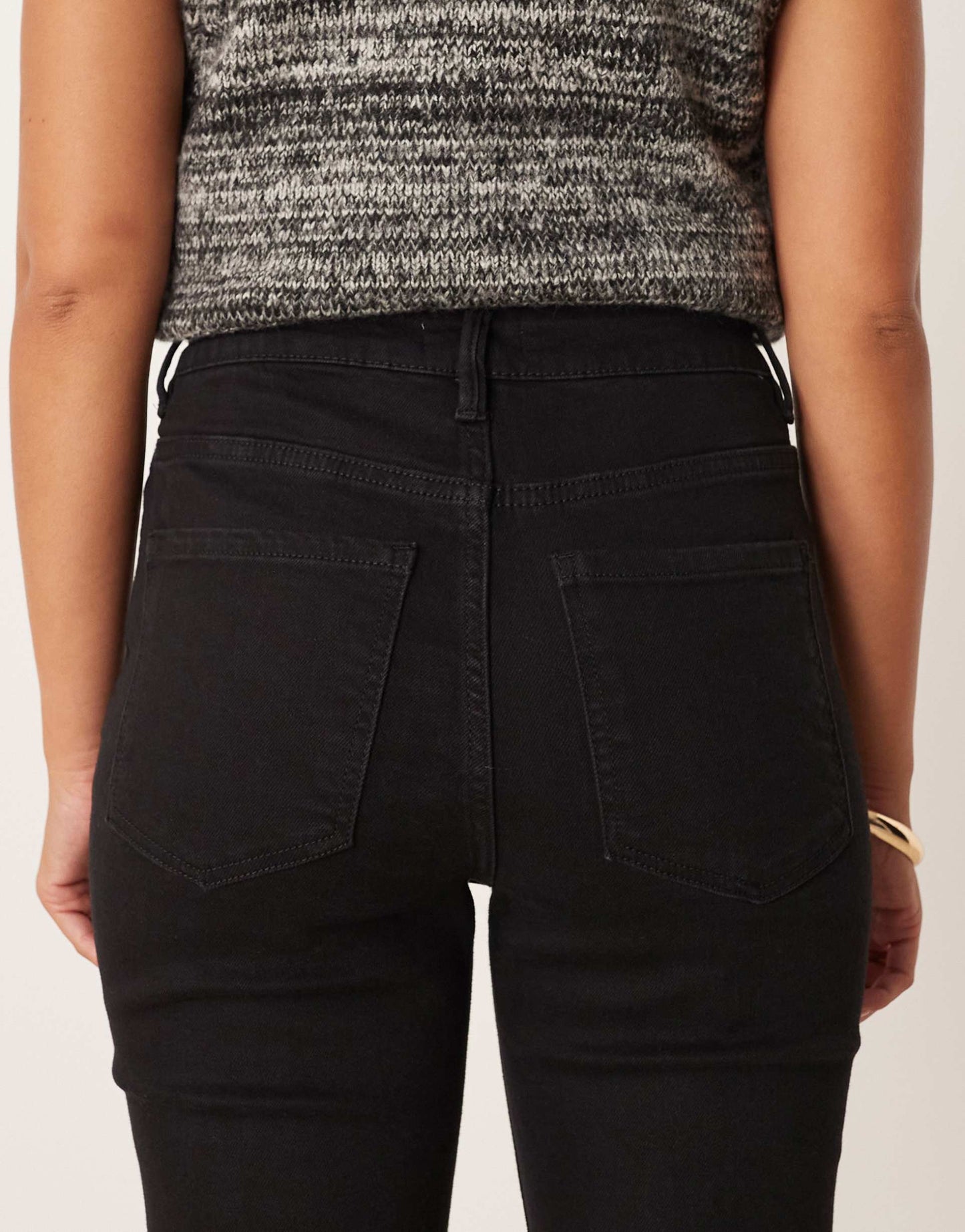 Skinny Jean in Black – Stretchable Slim Fit Denim for Men in Pakistan | DENIMS