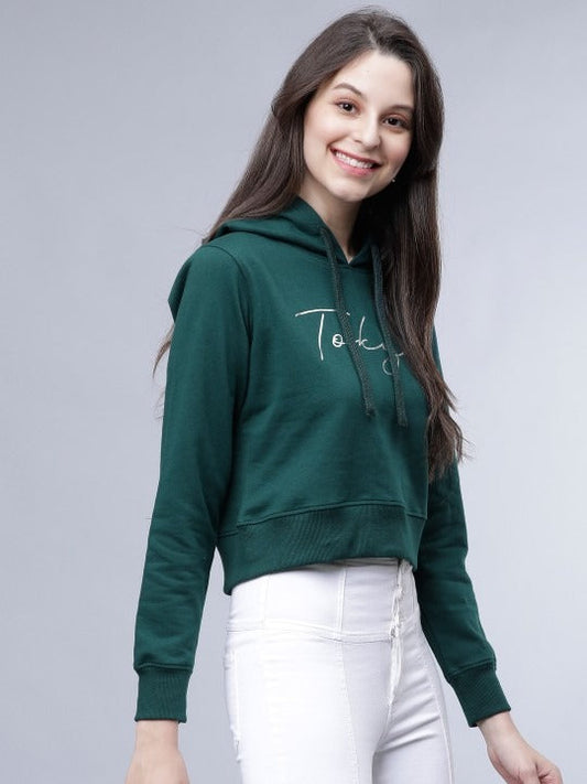 Women Green Printed Hooded Olive Green Hoodie – Stylish Winter Wear in Pakistan | DENIMS
