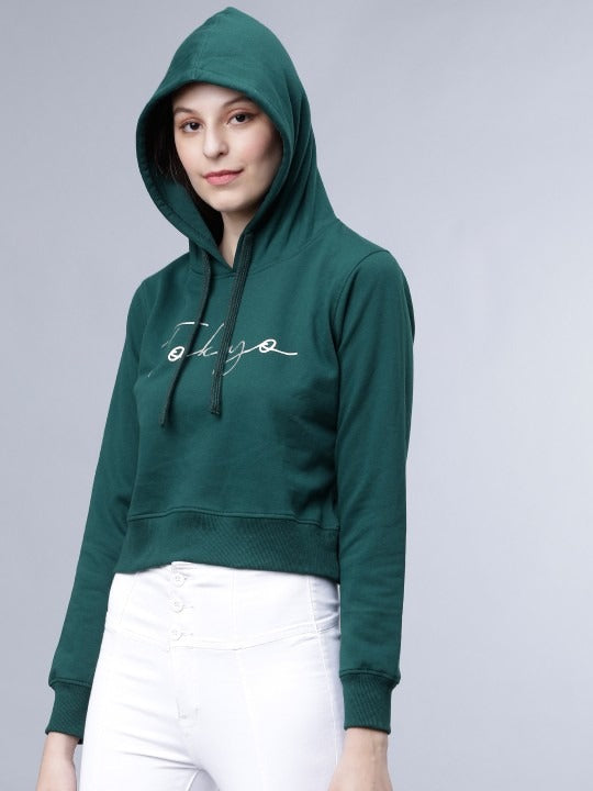 Women Green Printed Hooded Olive Green Hoodie – Stylish Winter Wear in Pakistan | DENIMS