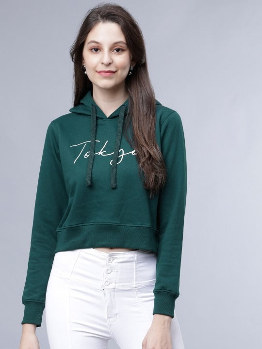Women Green Printed Hooded Olive Green Hoodie – Stylish Winter Wear in Pakistan | DENIMS
