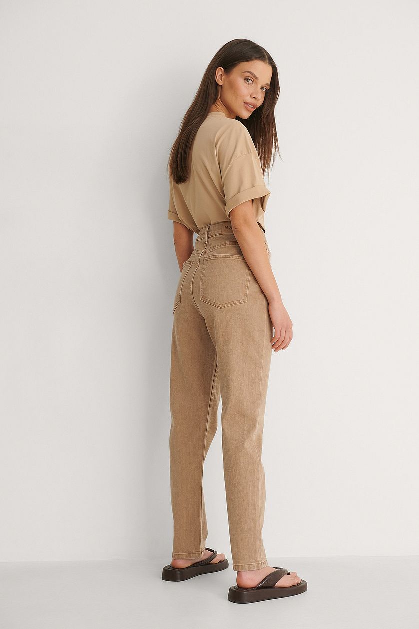 Colored Mom Jeans - DENIMS