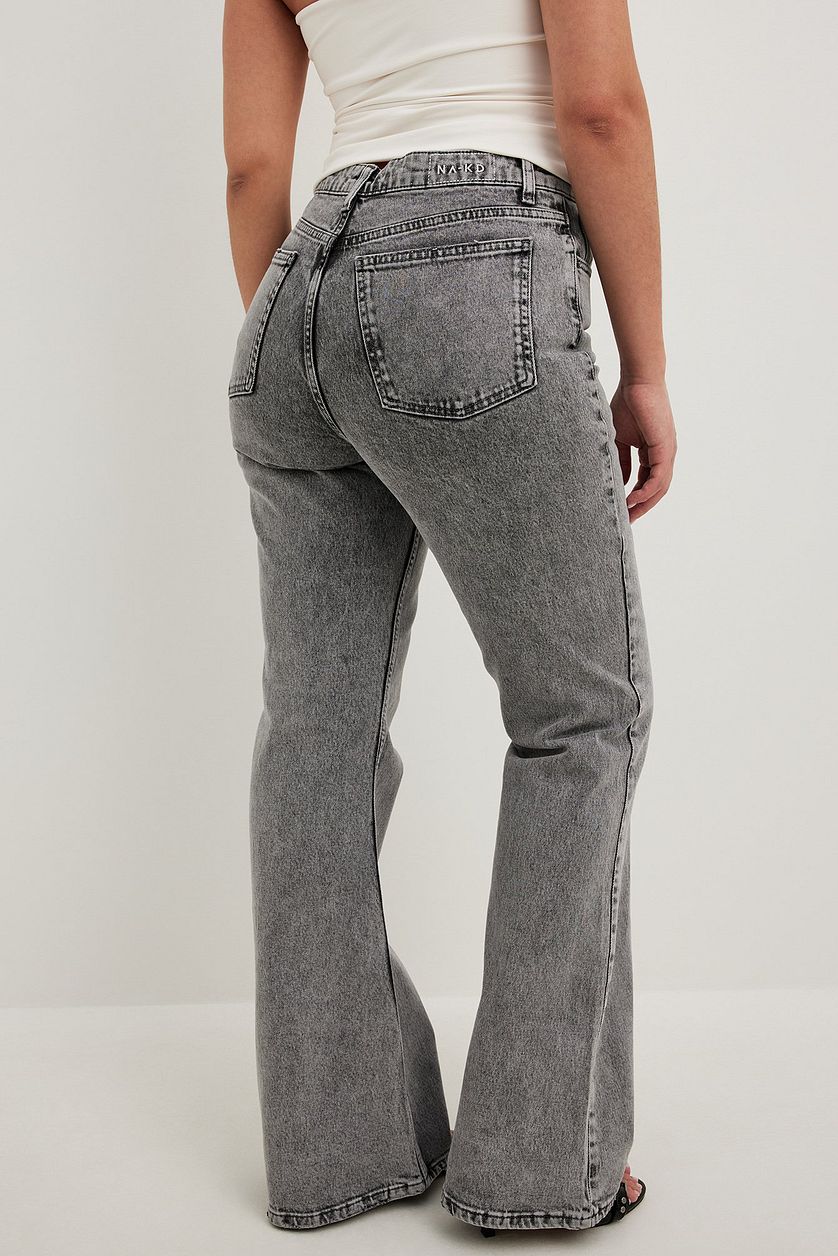Flared High Waist Jeans - DENIMS