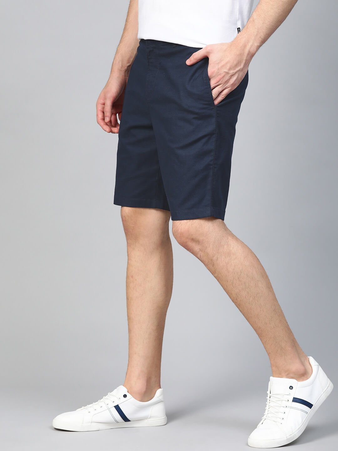 Men Navy Blue Checked Regular Fit Regular Shorts - DENIMS - Shorts -