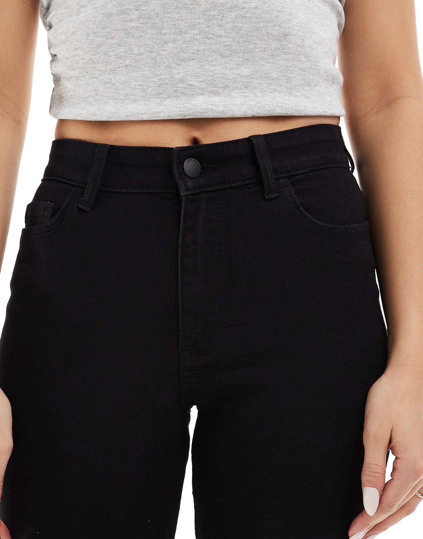 Skinny Jeans in Black – Slim Fit Stretchable Denim for Men in Pakistan | DENIMS