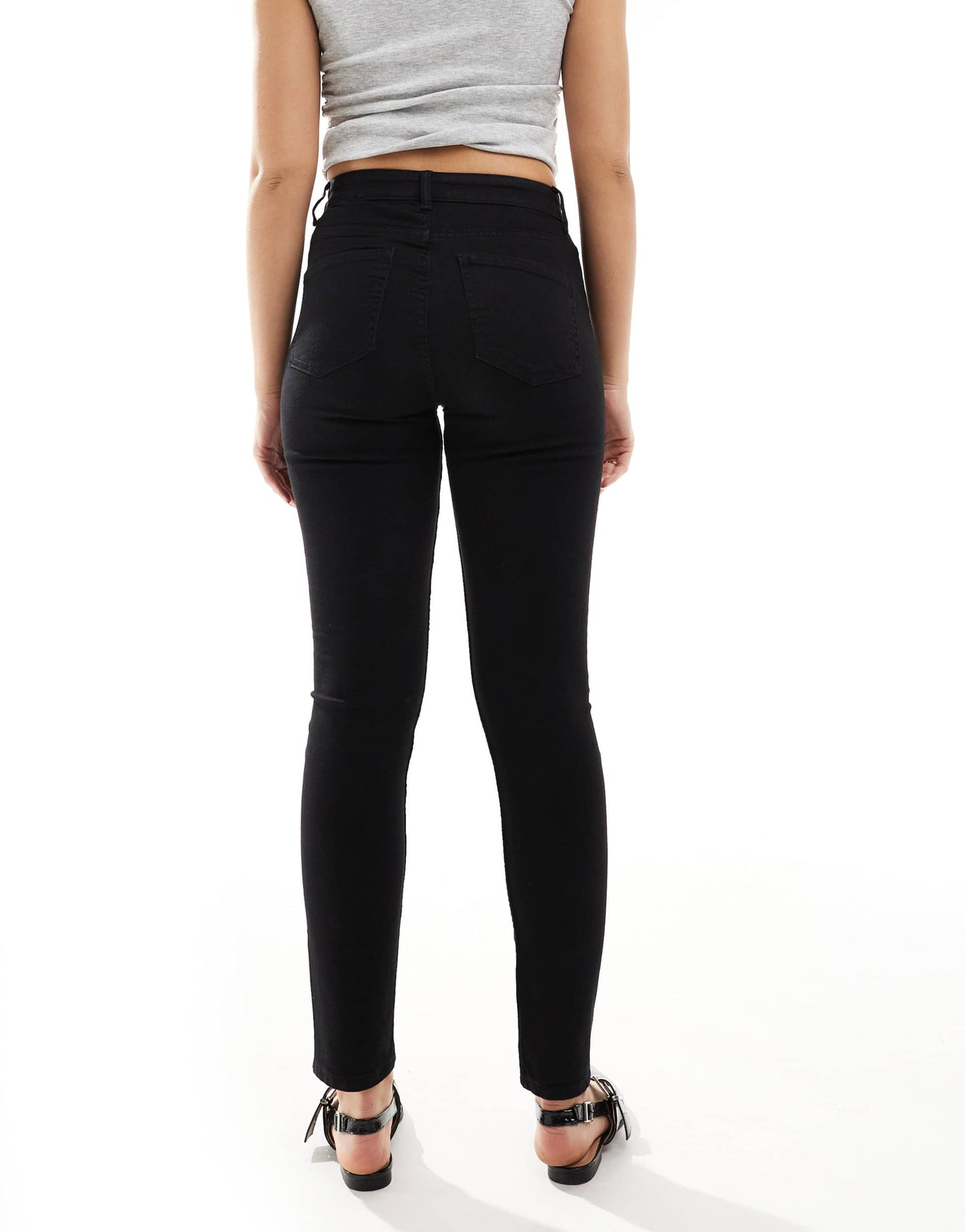 Skinny Jeans in Black – Slim Fit Stretchable Denim for Men in Pakistan | DENIMS