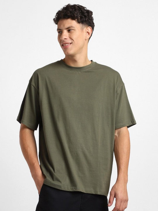 Round Neck Drop-Shoulder Oversized Cotton T-Shirt for Men in Pakistan | DENIMS