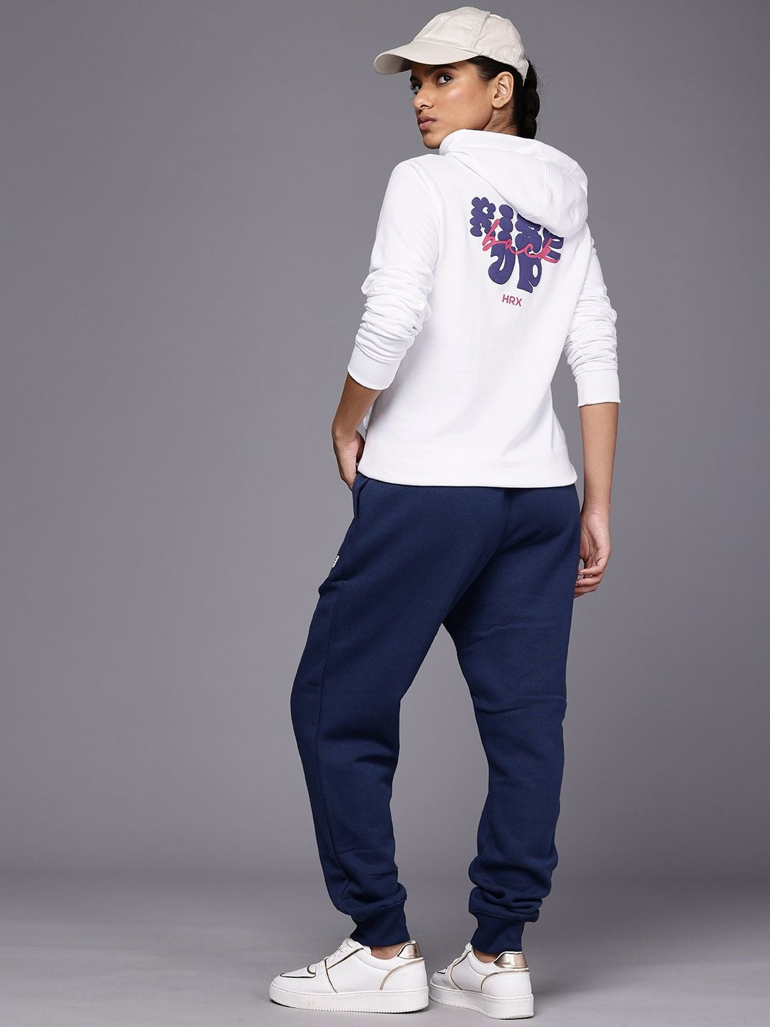 STREETPULSE Lifestyle Printed Hooded White Hoodie – Trendy Casual Wear for Men & Women in Pakistan