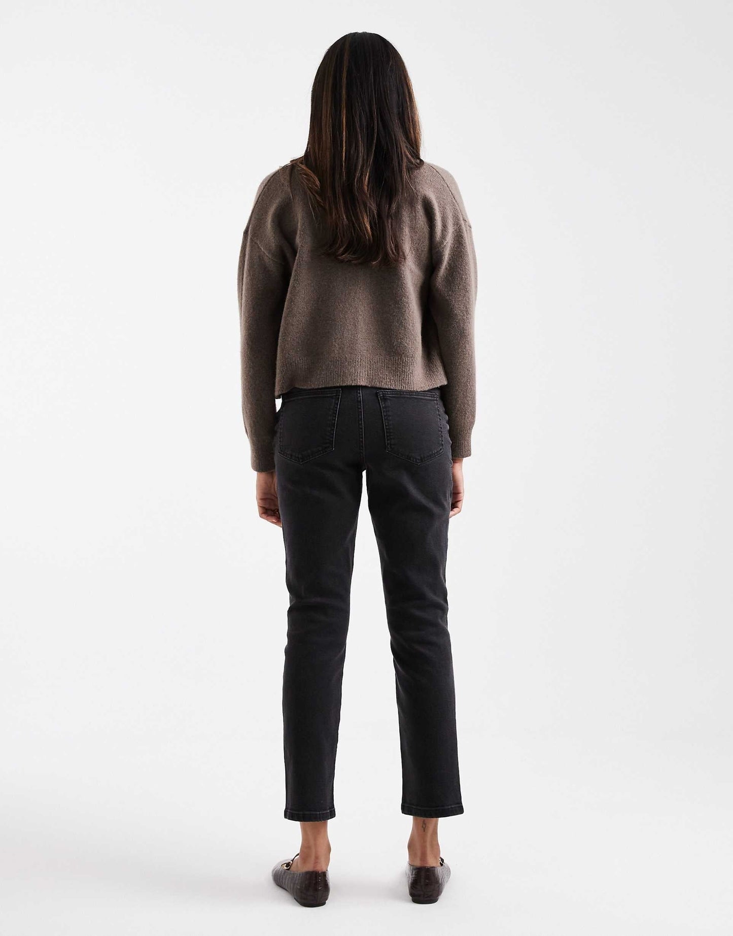 Mom Jeans in Washed Black – High-Waist Relaxed Fit Denim for Women in Pakistan | DENIMS