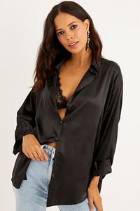Cool & Sexy Oversized Black Silk Shirt – Effortless Chic