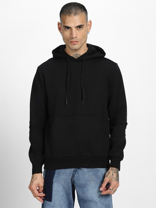 Men Black Solid Cotton Fleece Regular Fit Hooded Pullover Sweatshirt Online in Pakistan | Stylish Winter Wear