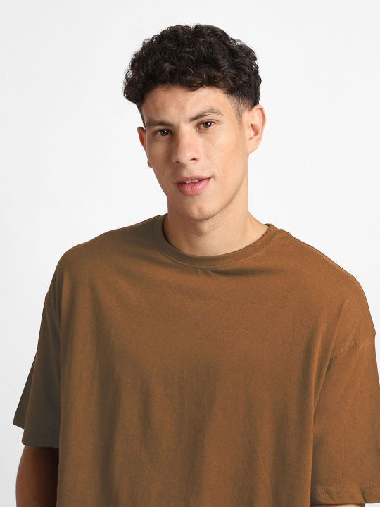 Round Neck Drop-Shoulder Oversized Cotton T-Shirt for Men in Pakistan | DENIMS