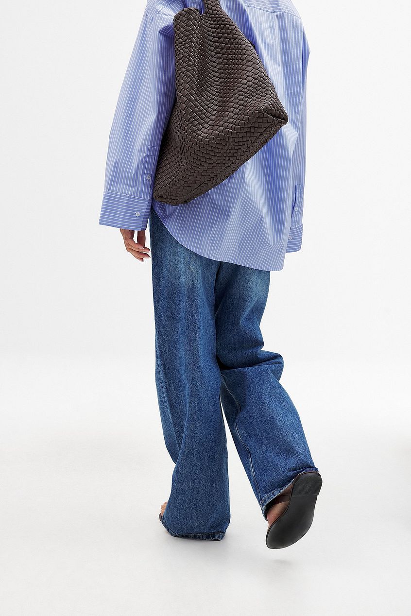 Women Mid Waist Loose Straight Denim – Comfortable Mid-Rise Straight-Leg Jeans for Everyday Pakistani Style | DENIMS