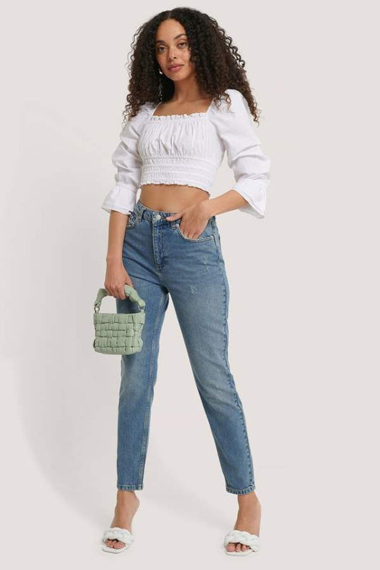 Women Skinny Fit Mid-Rise Low Distress Cropped Stretchable Jeans