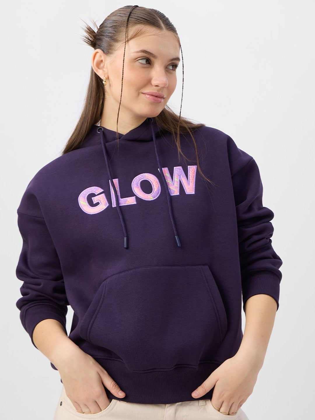 Women Printed Hooded Pullover Hoodie – Breathable Graphic Cotton Pullover for Pakistan