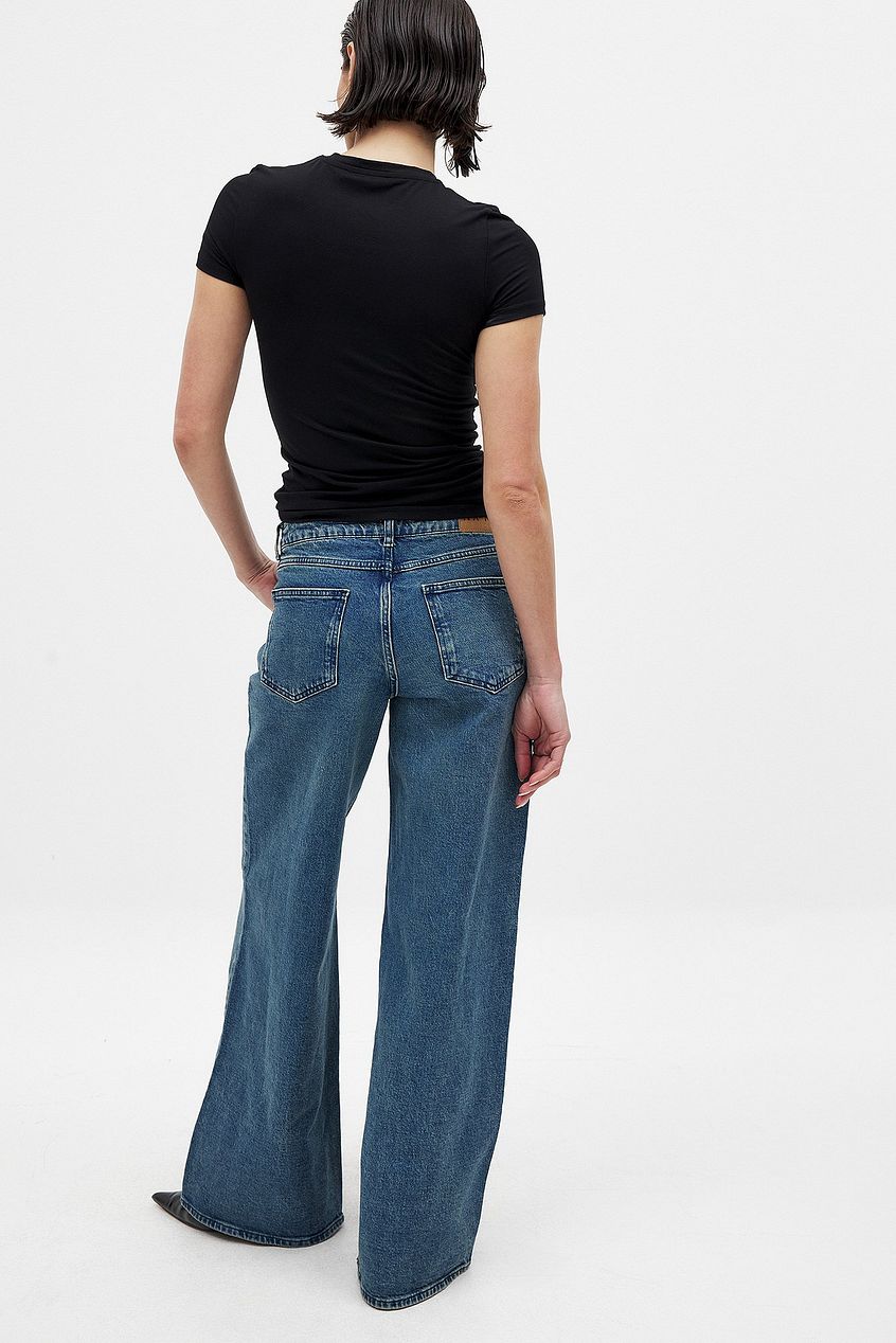 Women Low Waist Wide Leg Jeans with Seam Details – Trendy Low-Rise Baggy Denim, Structured Seams for Shape | DENIMS