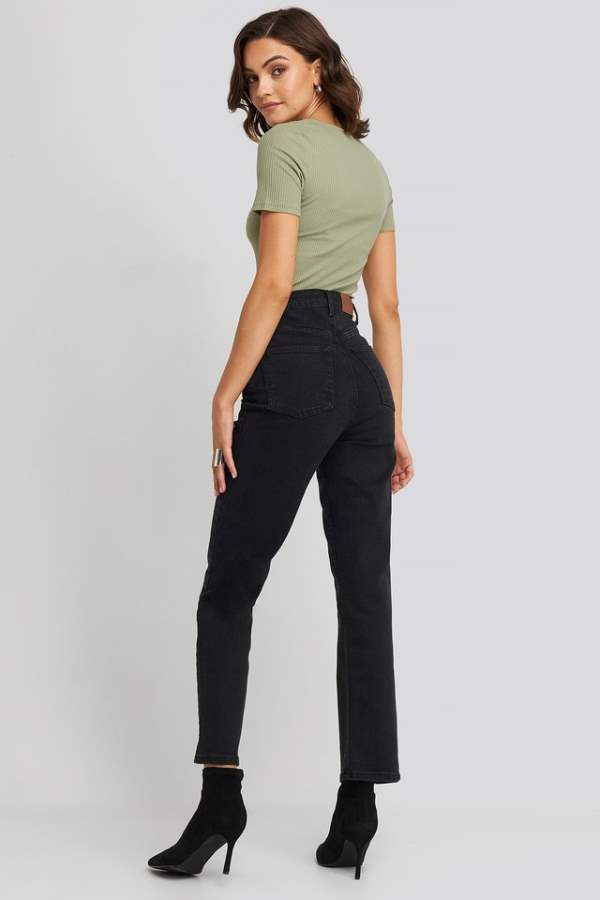 Women Skinny Fit Mid-Rise Clean Look Stretchable Cropped Jeans