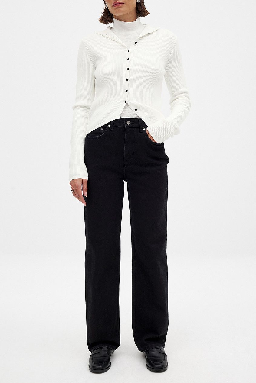 Women Straight High Waist Jeans – Classic High-Rise Straight Leg for Pakistani Women | DENIMS