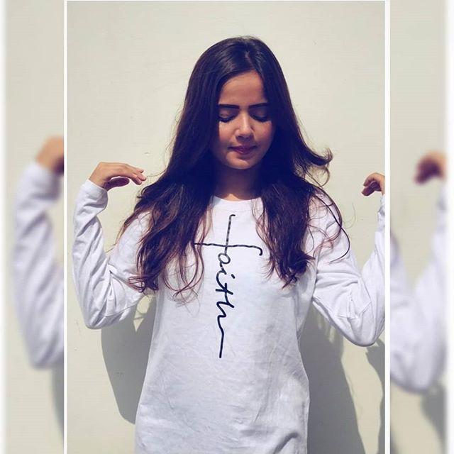 White Faith Cotton Printed T-shirt For Womens