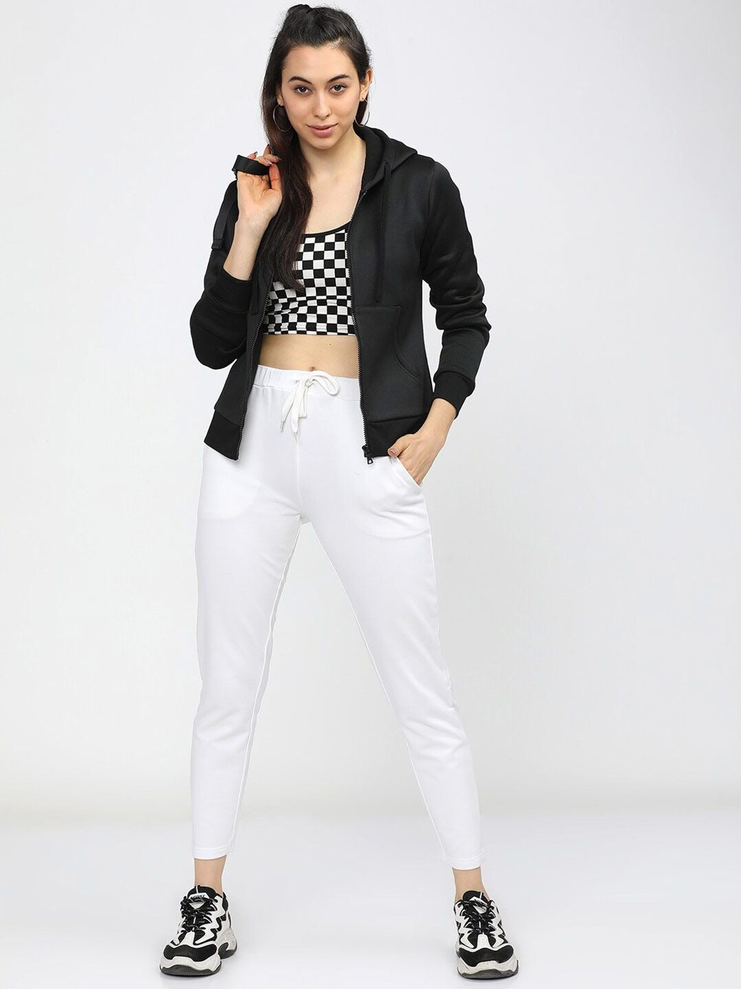 Women Black Hooded Sweatshirt – Cozy Lightweight Hoodie for Pakistan | DENIMS