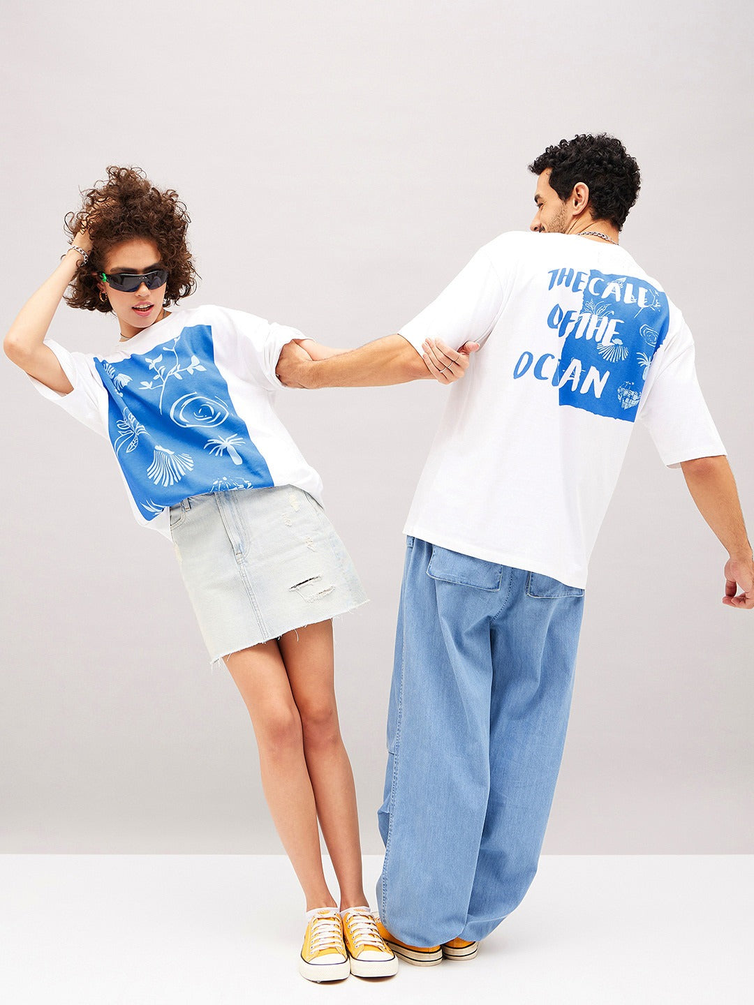 Unisex White Typography Printed Pure Cotton Oversized T-Shirt in Pakistan – Trendy Streetwear by DENIMS