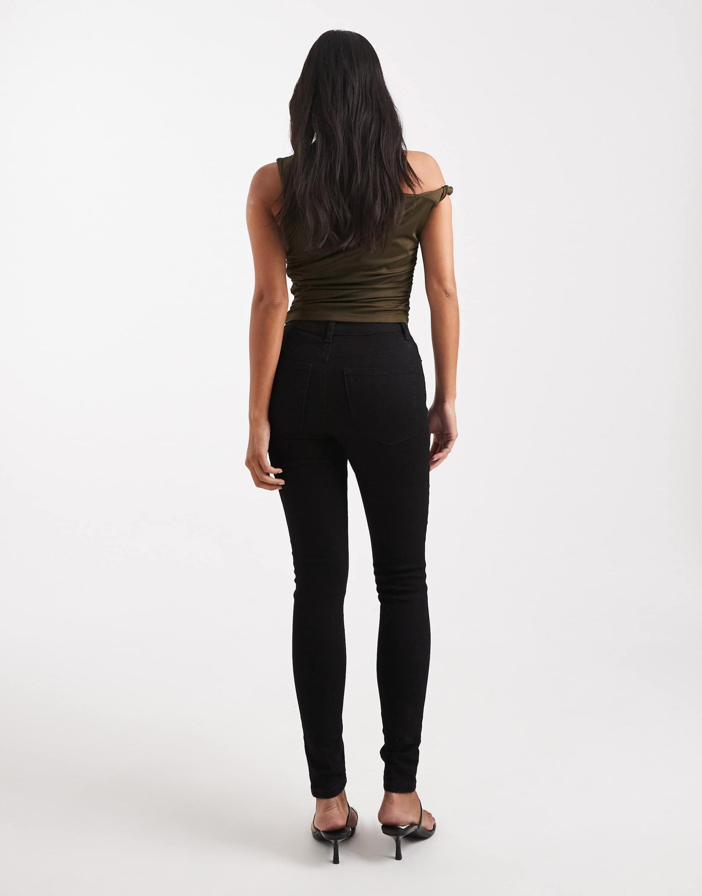 Women Skinny Jeans in Clean Black – Stretchable Slim Fit Denim | DENIMS