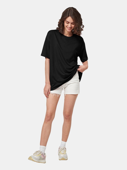 Women Drop-Shoulder Sleeves Oversized T-Shirt – Trendy Casual Wear Pakistan