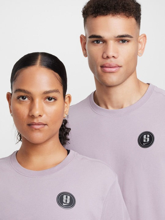 Sabrina Men’s Dri-FIT Basketball T-Shirt – Breathable Sportswear for Active Men in Pakistan | DENIMS