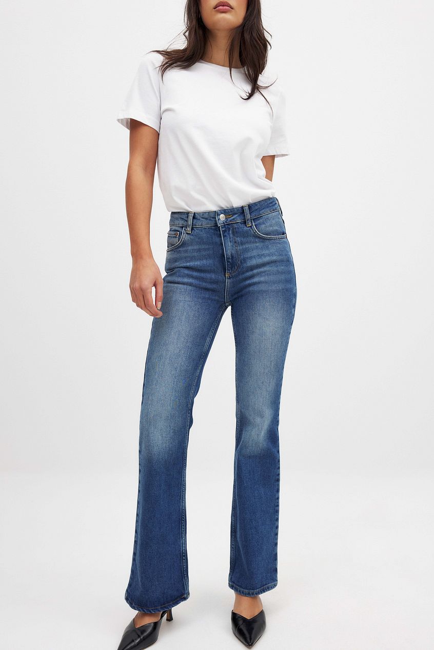 Women High Waist Flared Denim – High Rise Flare Jeans, Vintage Revival for Pakistani Women | DENIMS