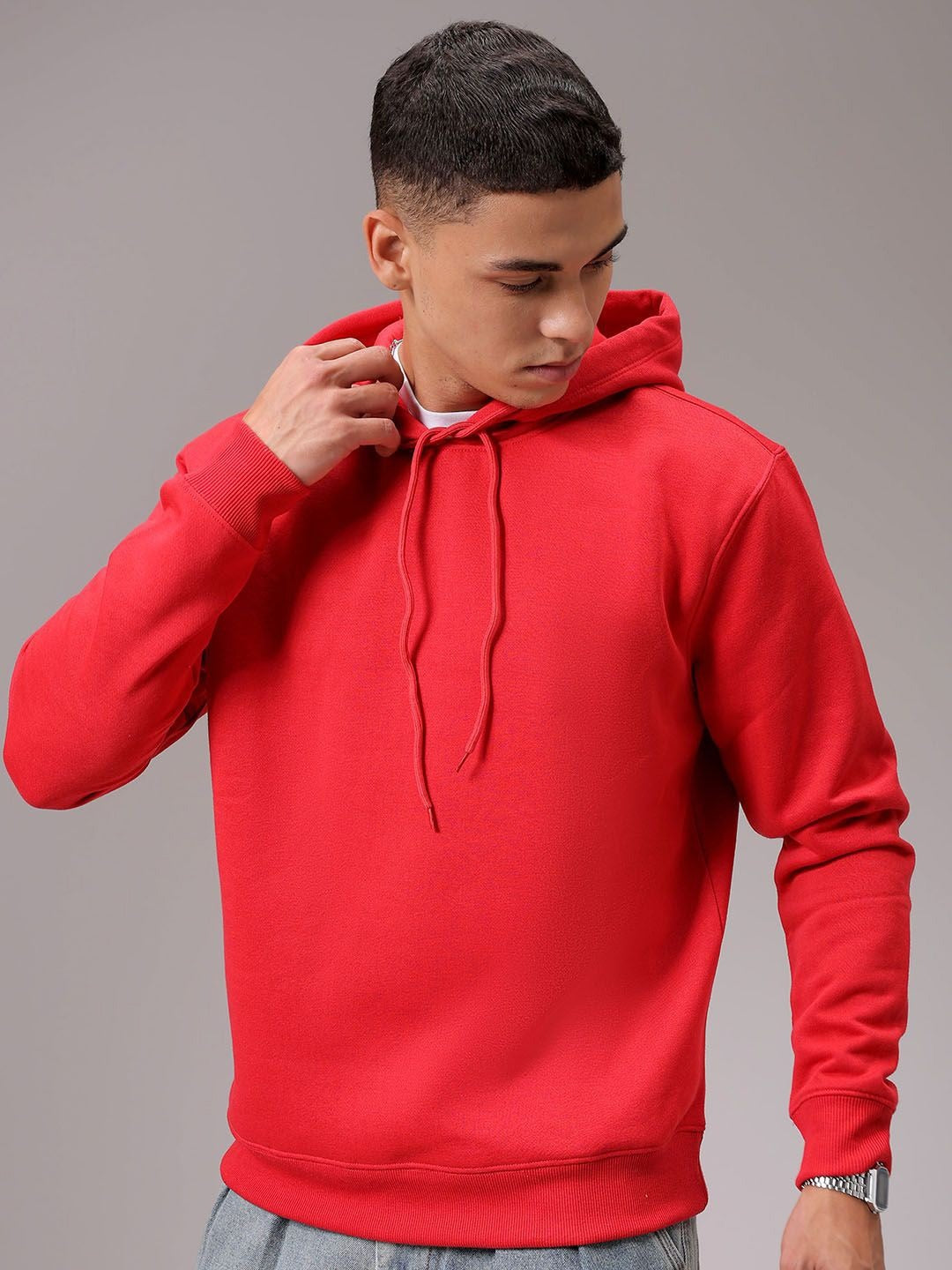 Men Hooded Sweatshirt – Stylish Cotton Fleece Hoodie for Winter in Pakistan | DENIMS