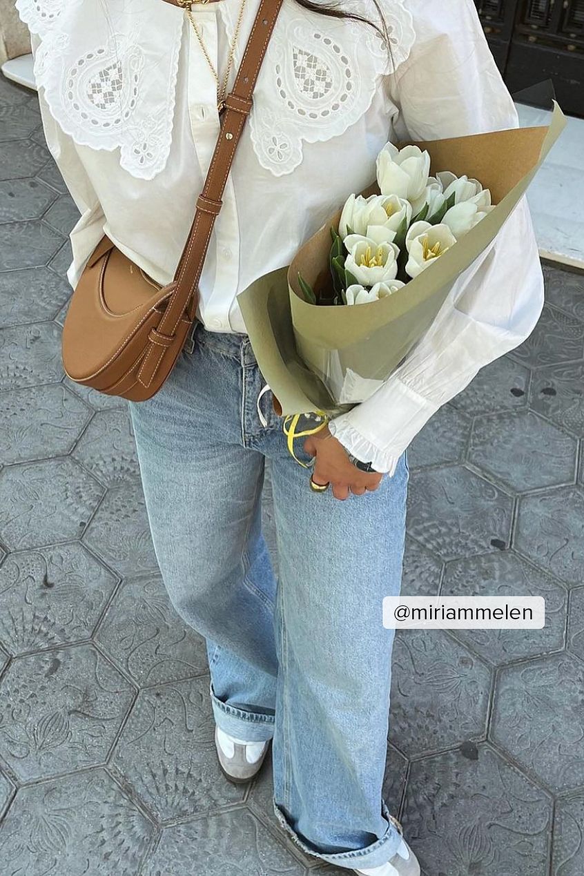 Women Loose Mid Waist Jeans – Relaxed Mid-Rise Loose Fit Denim for Pakistani Women | DENIMS