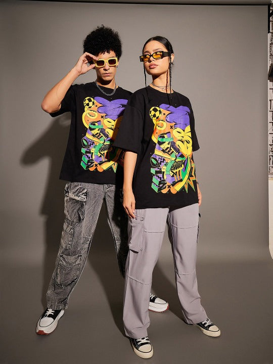 Unisex Black Graphic Printed Pure Cotton Oversized T-shirt – Trendy Streetwear for Men & Women in Pakistan | DENIMS