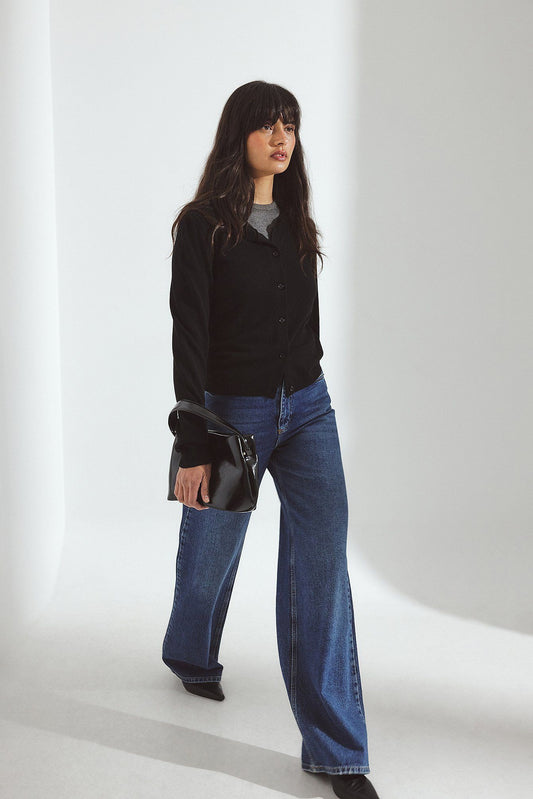 Wide High Waist Jeans for Women – Trendy, Comfortable & Flattering Fit | DENIMS Pakistan