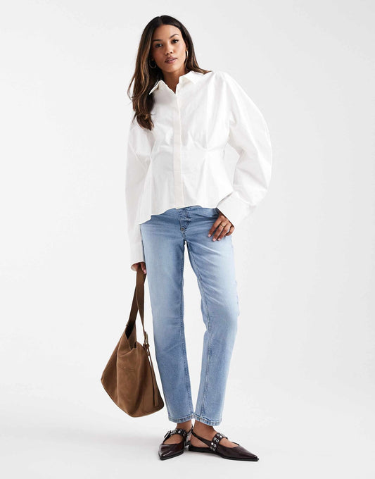 Mom Jeans in Mid Blue – High Waist Vintage Fit Denim for Women in Pakistan | DENIMS