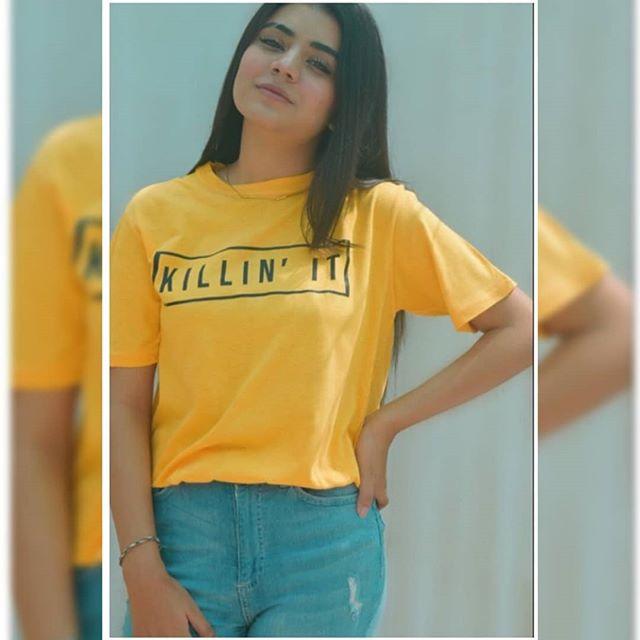 Yellow Kiling It Printed T-shirts For Womens