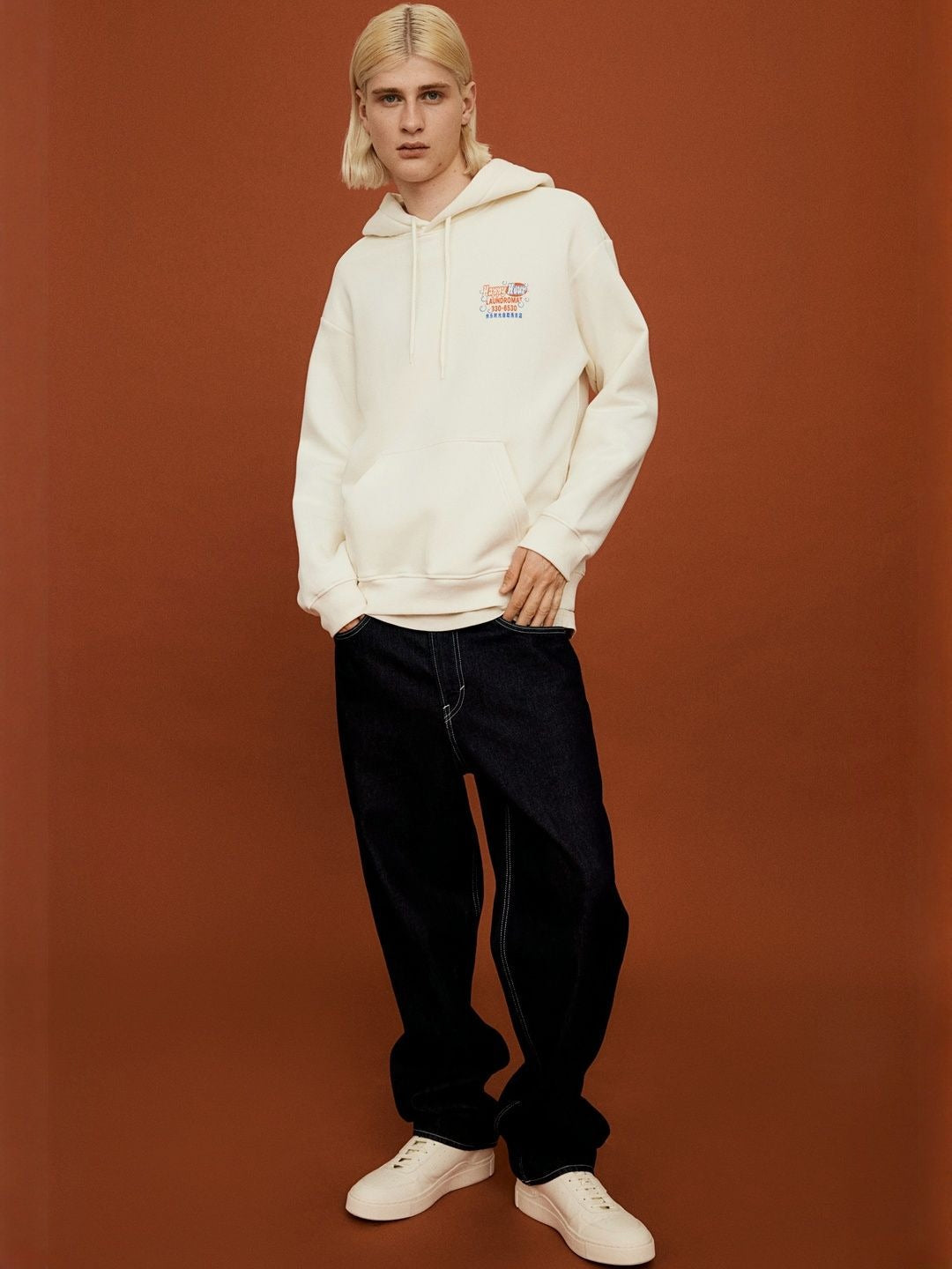 Men Loose Fit Printed Hoodie – Trendy Oversized Hoodies in Pakistan 2025