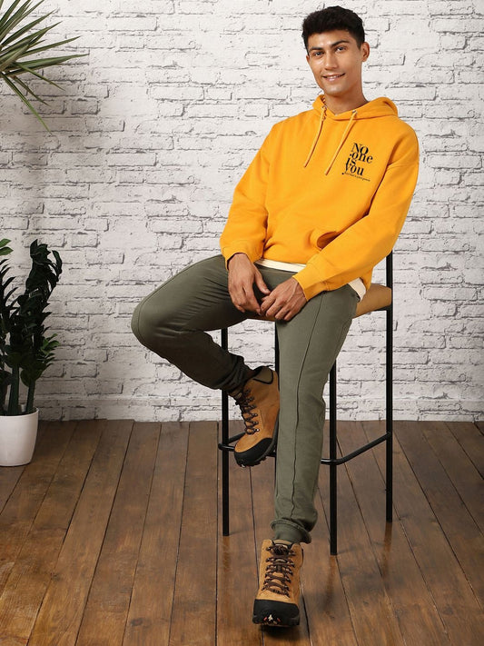 Men Hooded Sweatshirt – Comfortable Casual Winter Wear in Pakistan | DENIMS